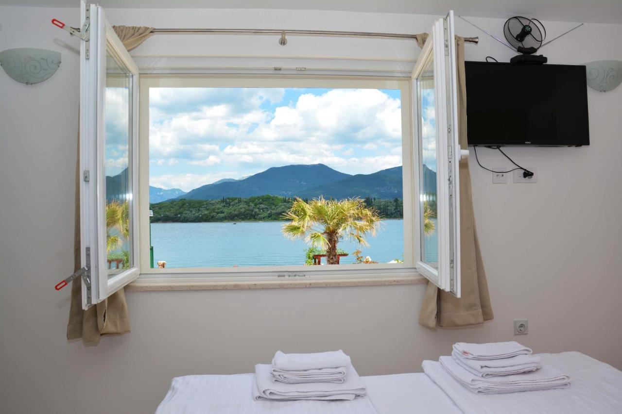 Apartments Harmonia Tivat Habitación foto