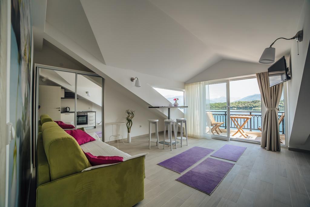 Apartments Harmonia Tivat Exterior foto